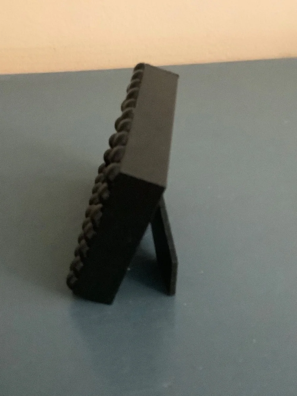 2.5” x 3.5” black pearl frame